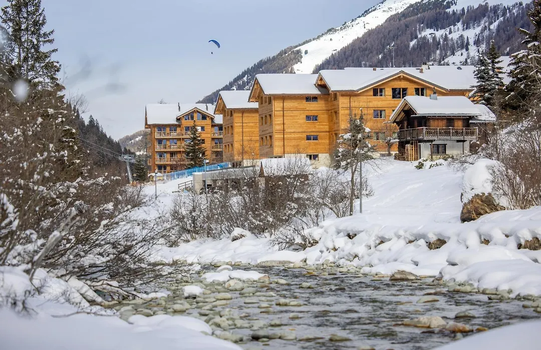 Swisspeak Resorts By Pierre & Vacances Premium Zinal-1