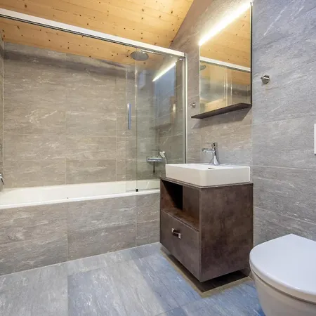 Swisspeak Resorts By Pierre & Vacances Premium Zinal-3